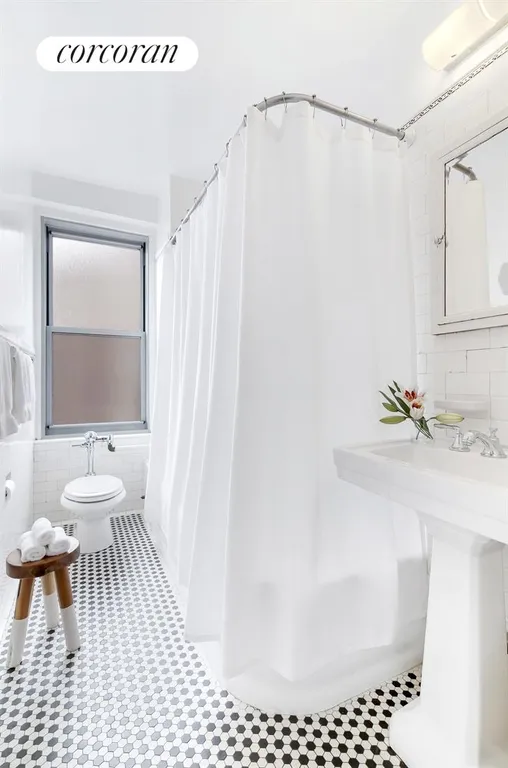 New York City Real Estate | View 1 Plaza Street West, 9A | Bathroom | View 14