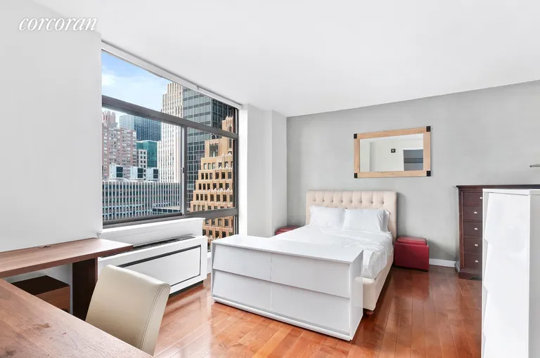 New York City Real Estate | View 303 East 43rd Street, 22A | room 4 | View 5