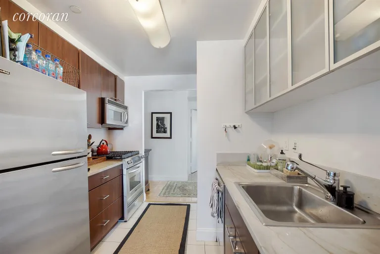 New York City Real Estate | View 215-217 East 96th Street, 25H | Kitchen | View 2