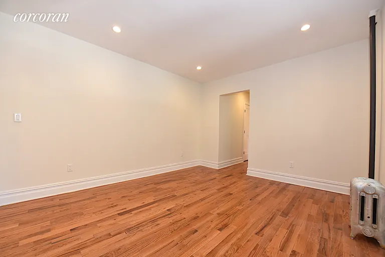 New York City Real Estate | View 32-20 34th Avenue, 4A | room 3 | View 4