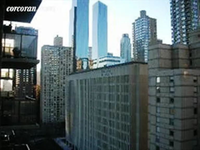 New York City Real Estate | View 161 West 61st Street, 16A | room 8 | View 9