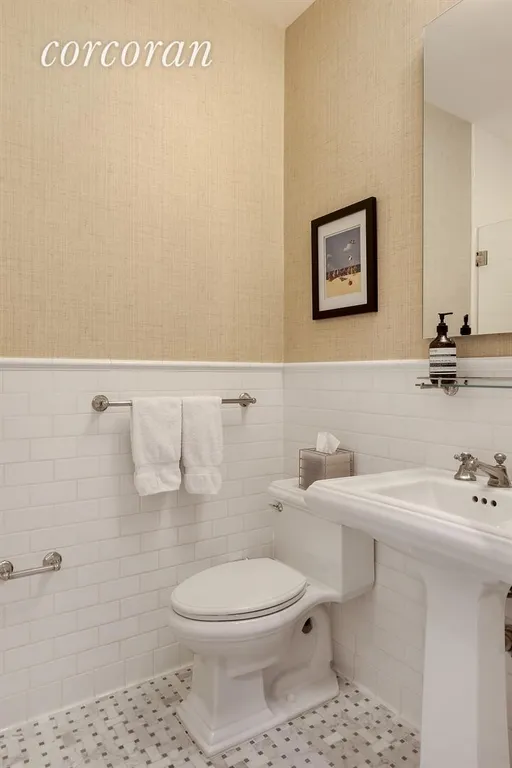 New York City Real Estate | View 27 North Moore Street, 2B | Secondary Bathroom | View 6