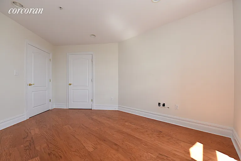 New York City Real Estate | View 19-19 24th Avenue, L505 | room 7 | View 8