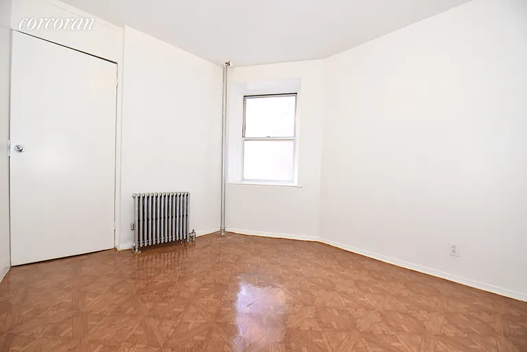 New York City Real Estate | View 184 Franklin Street, D2 | room 4 | View 5