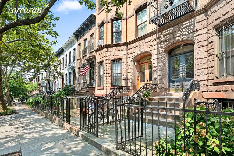 New York City Real Estate | View 135 Garfield Place, 1F | 2 | View 6