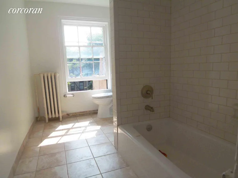 New York City Real Estate | View 129 Fort Greene Place, 2 | room 4 | View 5