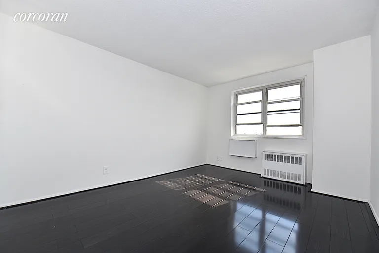 New York City Real Estate | View 47-30 59th Street, 14-E | room 6 | View 7