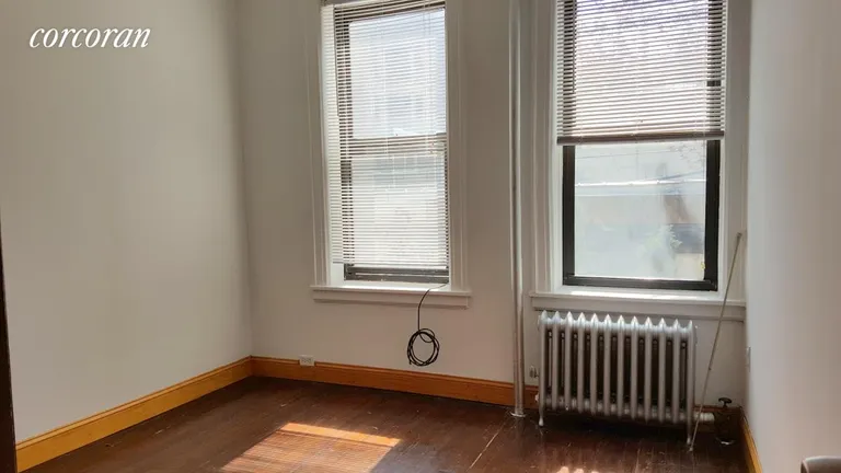 New York City Real Estate | View 24-21 41st Street, 1-R | room 2 | View 3