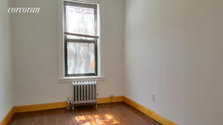 New York City Real Estate | View 24-21 41st Street, 1-R | room 3 | View 4