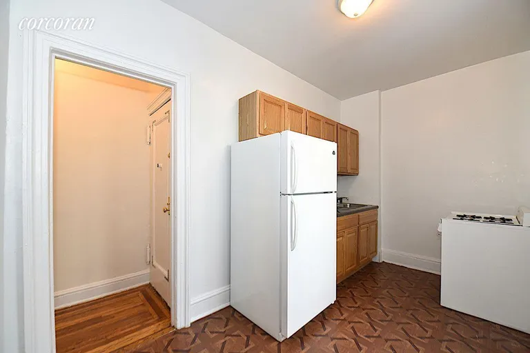 New York City Real Estate | View 22-05 37th Street, 3-F | room 6 | View 7