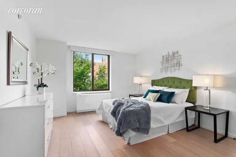 New York City Real Estate | View 101 West 87th Street, 515 | room 1 | View 2
