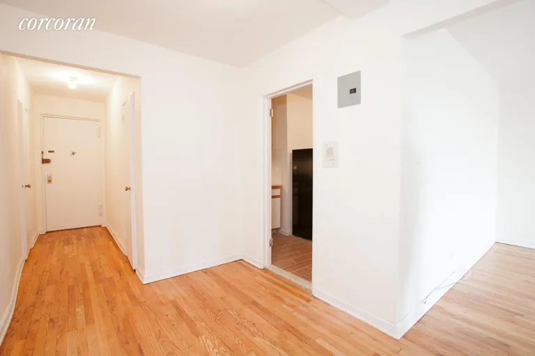 New York City Real Estate | View 160 Ocean Parkway, 6A | room 1 | View 2