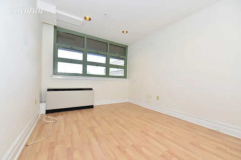 New York City Real Estate | View 19-19 24th Avenue, R109 | room 6 | View 7