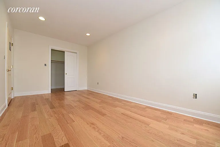 New York City Real Estate | View 19-19 24th Avenue, L305 | room 5 | View 6