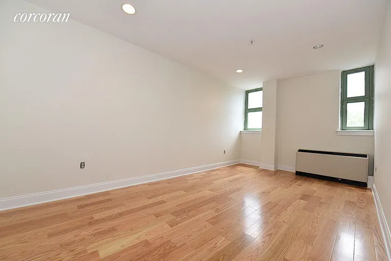 New York City Real Estate | View 19-19 24th Avenue, L305 | room 4 | View 5
