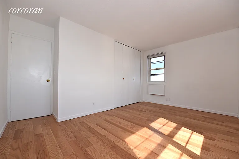 New York City Real Estate | View 47-30 59th Street, 14C | room 7 | View 8