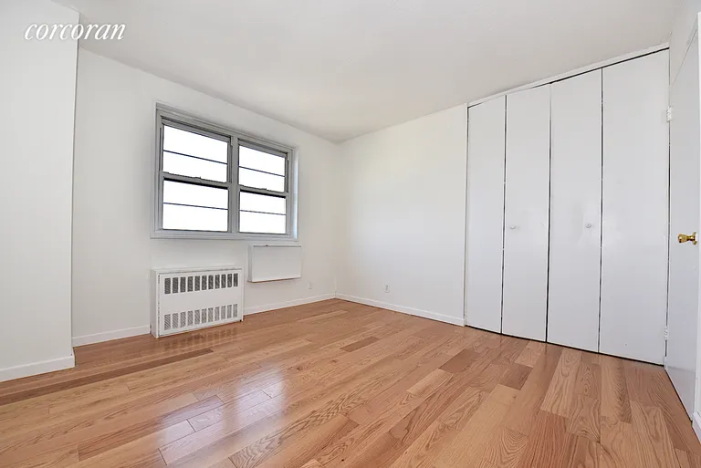 New York City Real Estate | View 47-30 59th Street, 14C | room 8 | View 9