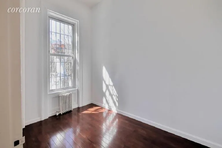 New York City Real Estate | View 132 Lafayette Avenue, 2R | room 2 | View 3