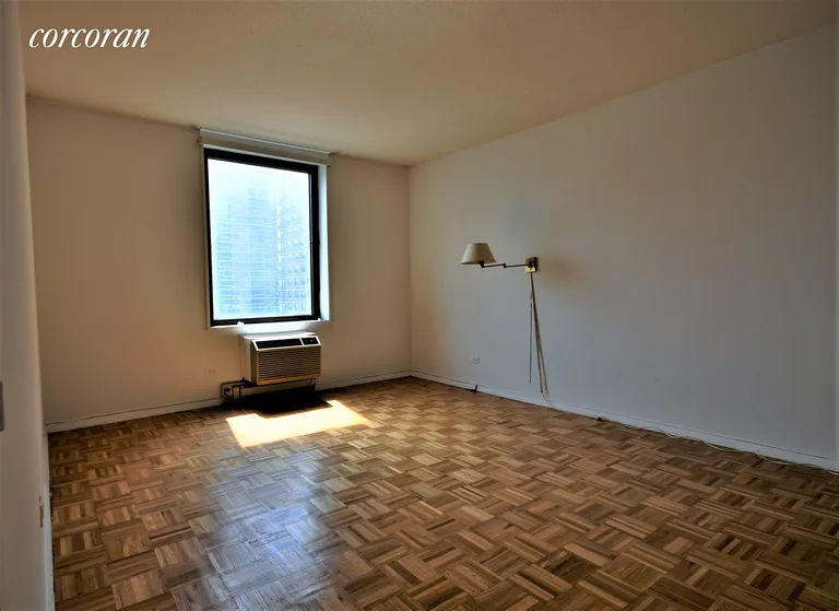 New York City Real Estate | View 1619 Third Avenue, 16H | room 12 | View 13