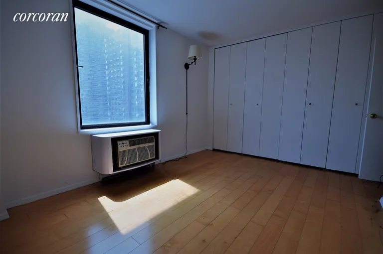 New York City Real Estate | View 1619 Third Avenue, 16H | room 14 | View 15