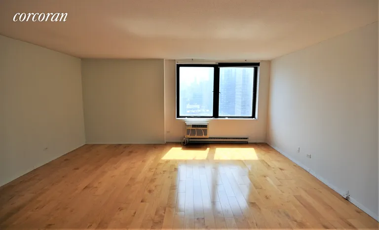 New York City Real Estate | View 1619 Third Avenue, 16H | room 16 | View 17