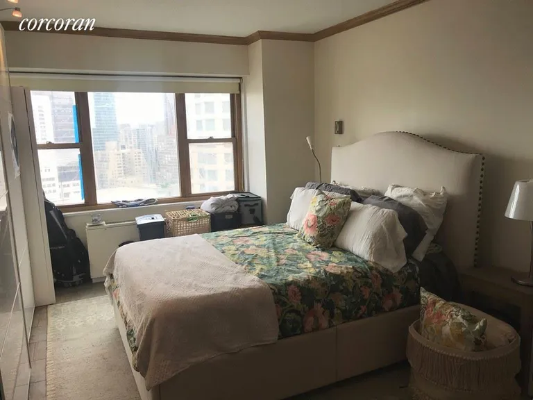 New York City Real Estate | View 20 West 64th Street, 23H | room 3 | View 4