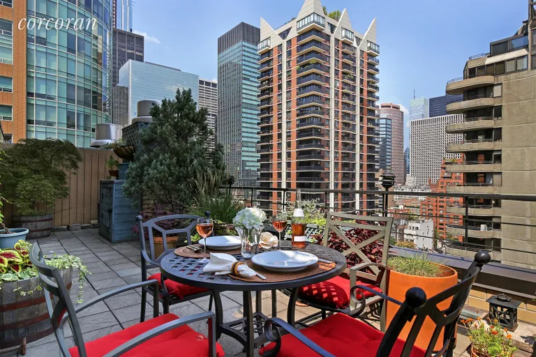New York City Real Estate | View 301 East 48th Street, 18F | Al Fresco Dining | View 2