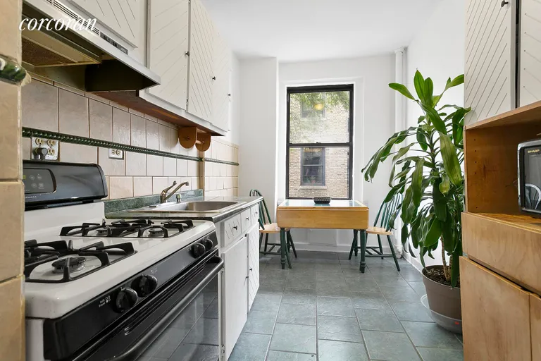 New York City Real Estate | View 860 West 181st Street, 43 | 5 | View 5