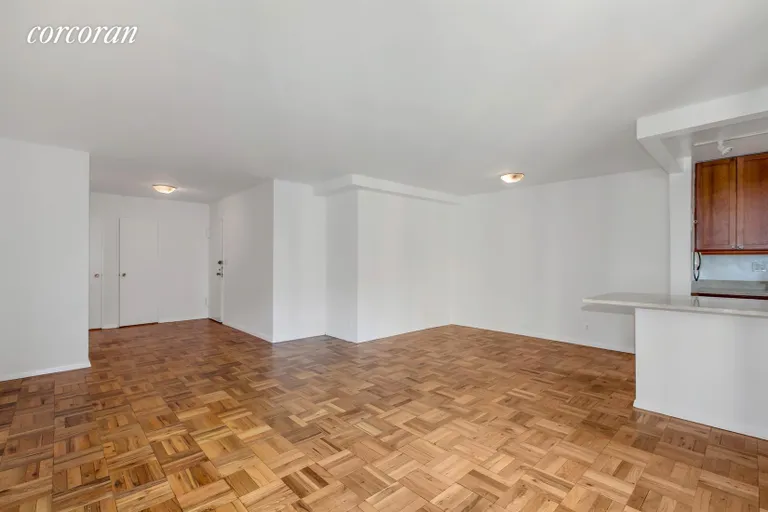 New York City Real Estate | View 175 East 74th Street, 6F | Entryway  | View 7