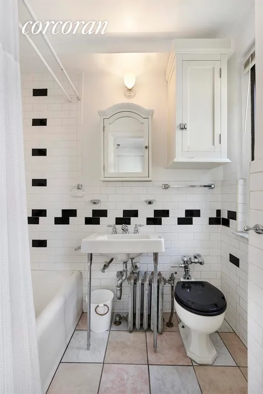 New York City Real Estate | View 457 West 57th Street, 712 | Bathroom | View 3
