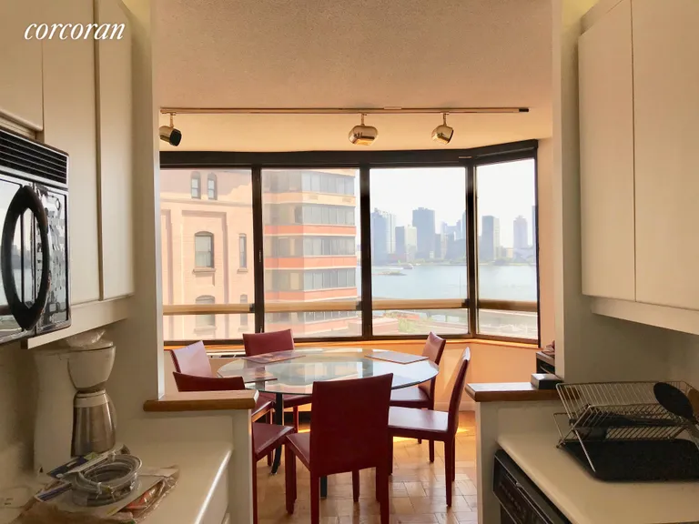 New York City Real Estate | View 630 First Avenue, 8N | room 4 | View 5