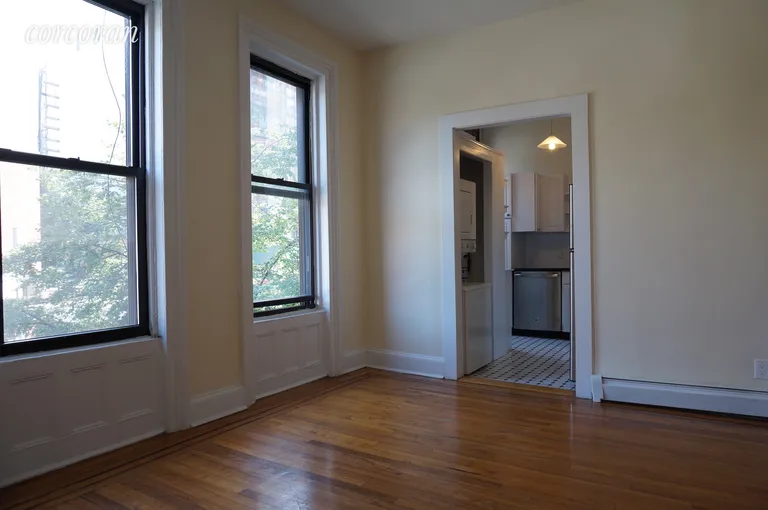 New York City Real Estate | View 603 Vanderbilt Avenue, 2R | 2 Beds, 1 Bath | View 1
