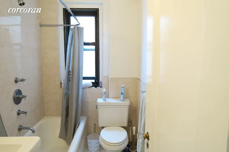 New York City Real Estate | View 235 West End Avenue, 16G | room 5 | View 6