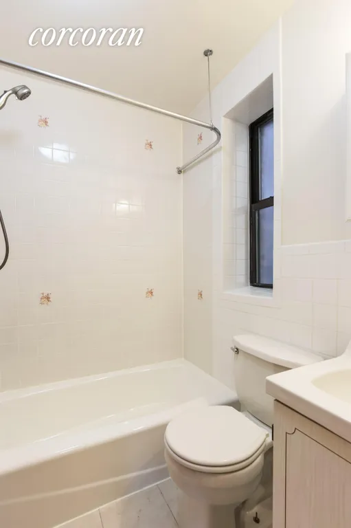 New York City Real Estate | View 302 West 76th Street, 4c | room 2 | View 3