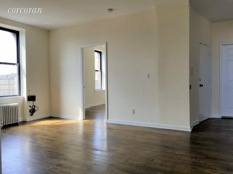 New York City Real Estate | View 134 Kingsland Avenue, 3R | room 1 | View 2