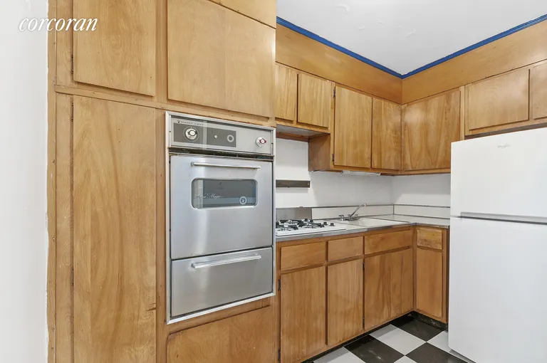 New York City Real Estate | View 15 CHARLES STREET, 3G | room 2 | View 3