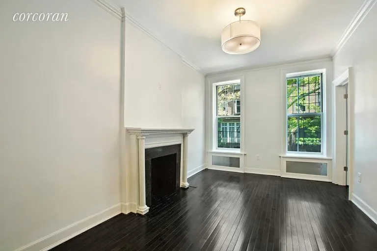 New York City Real Estate | View 172 East 80th Street, 2A | 1 Bed, 1 Bath | View 1