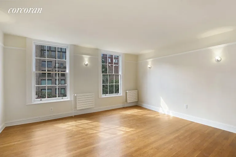 New York City Real Estate | View 473 Hudson Street, 2 | room 13 | View 14