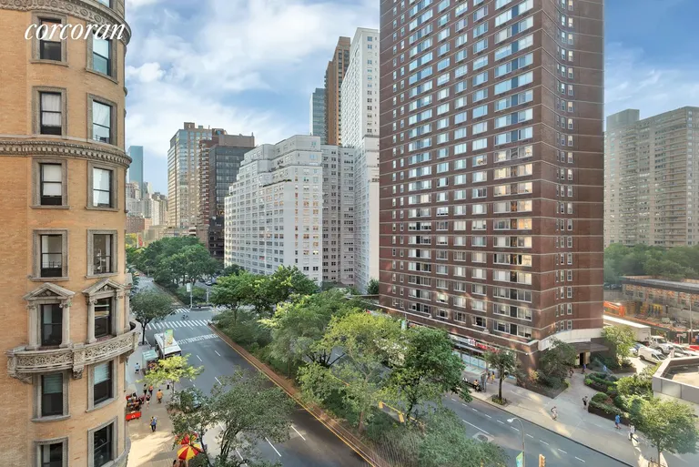 New York City Real Estate | View 155 West 70th Street, 7D | room 2 | View 3
