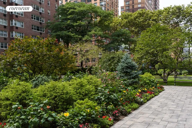 New York City Real Estate | View 345 West 58th Street, 14M | Beautifully Landscaped Gardens | View 13
