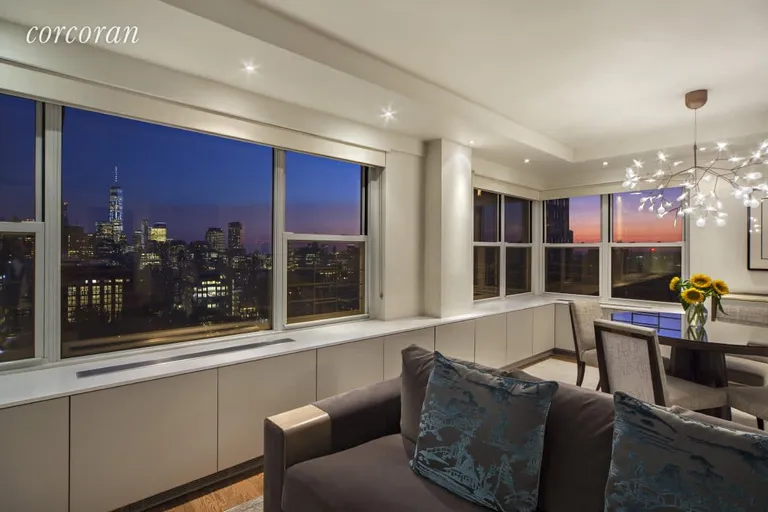 New York City Real Estate | View 20 East 9th Street, 24F | room 11 | View 12