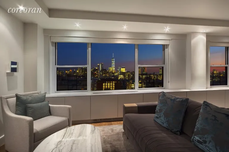 New York City Real Estate | View 20 East 9th Street, 24F | room 12 | View 13