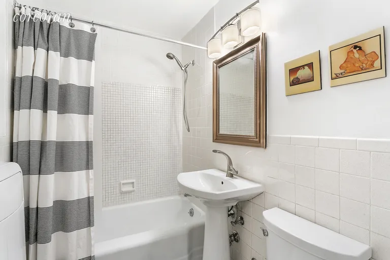 New York City Real Estate | View 10 West 15th Street, 208 | room 4 | View 5