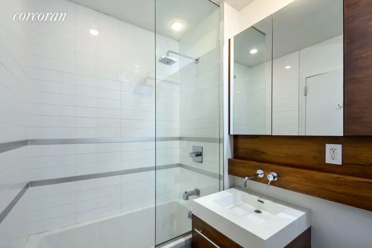New York City Real Estate | View 333 East 109th Street, PHE | Modern Bath with Deep Tub | View 5