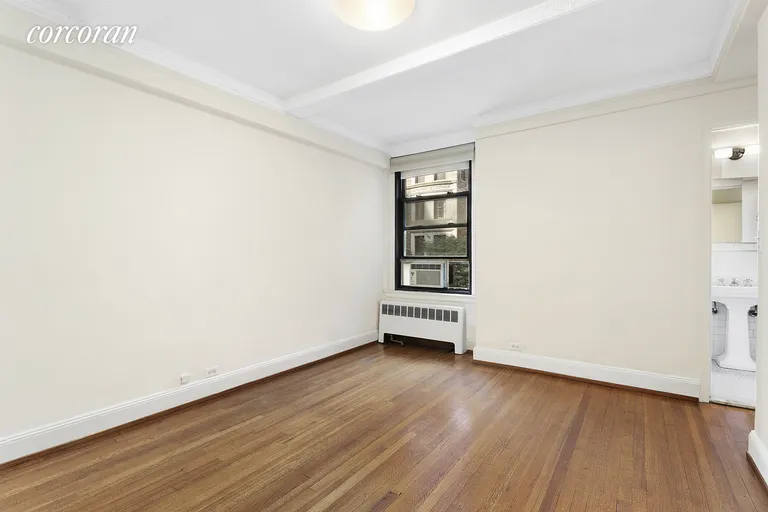 New York City Real Estate | View 12 East 97th Street, 5C | room 5 | View 6