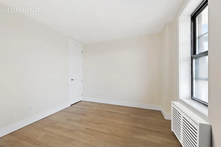New York City Real Estate | View 350 Ocean Parkway, 5A | room 11 | View 12