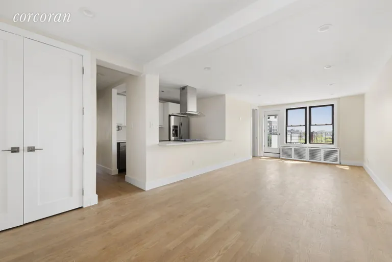 New York City Real Estate | View 350 Ocean Parkway, 5A | room 9 | View 10