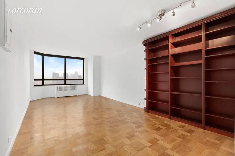 New York City Real Estate | View 630 First Avenue, 26R | Sunny and large living room with full river views. | View 2