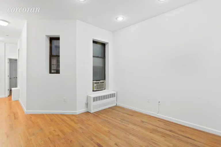 New York City Real Estate | View 273 Albany Avenue, 3B | Eat in Kitchen | View 3
