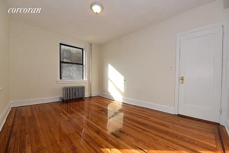 New York City Real Estate | View 25-90 35th Street, 2-B | room 7 | View 8